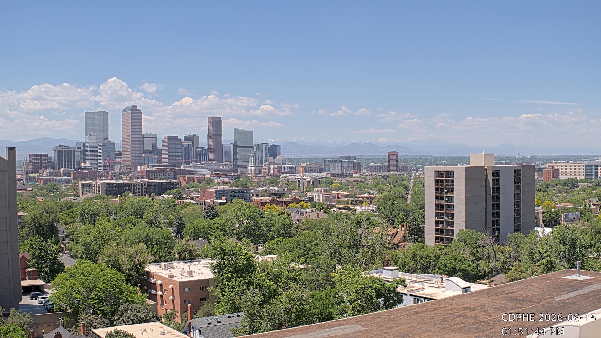 Denver › North-west: Live Downtown - weather camera